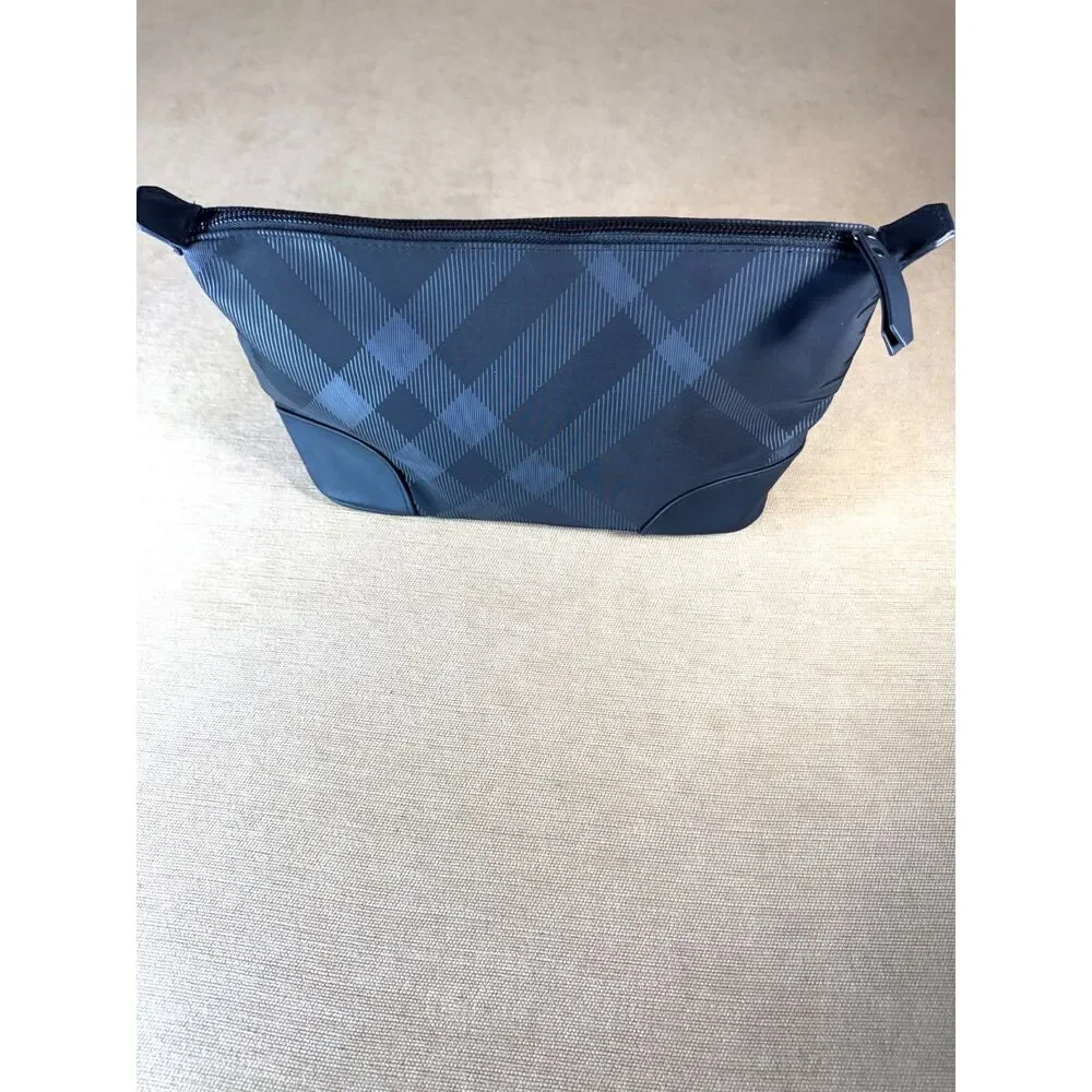 Burberry Cosmetic Bag, black check, Zips and snaps